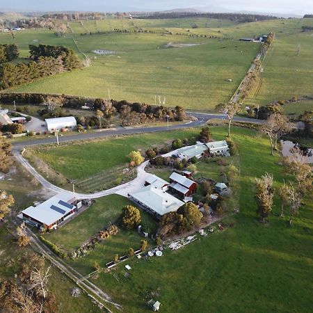 Villa Platypus Park Country Retreat Bridport Esterno foto