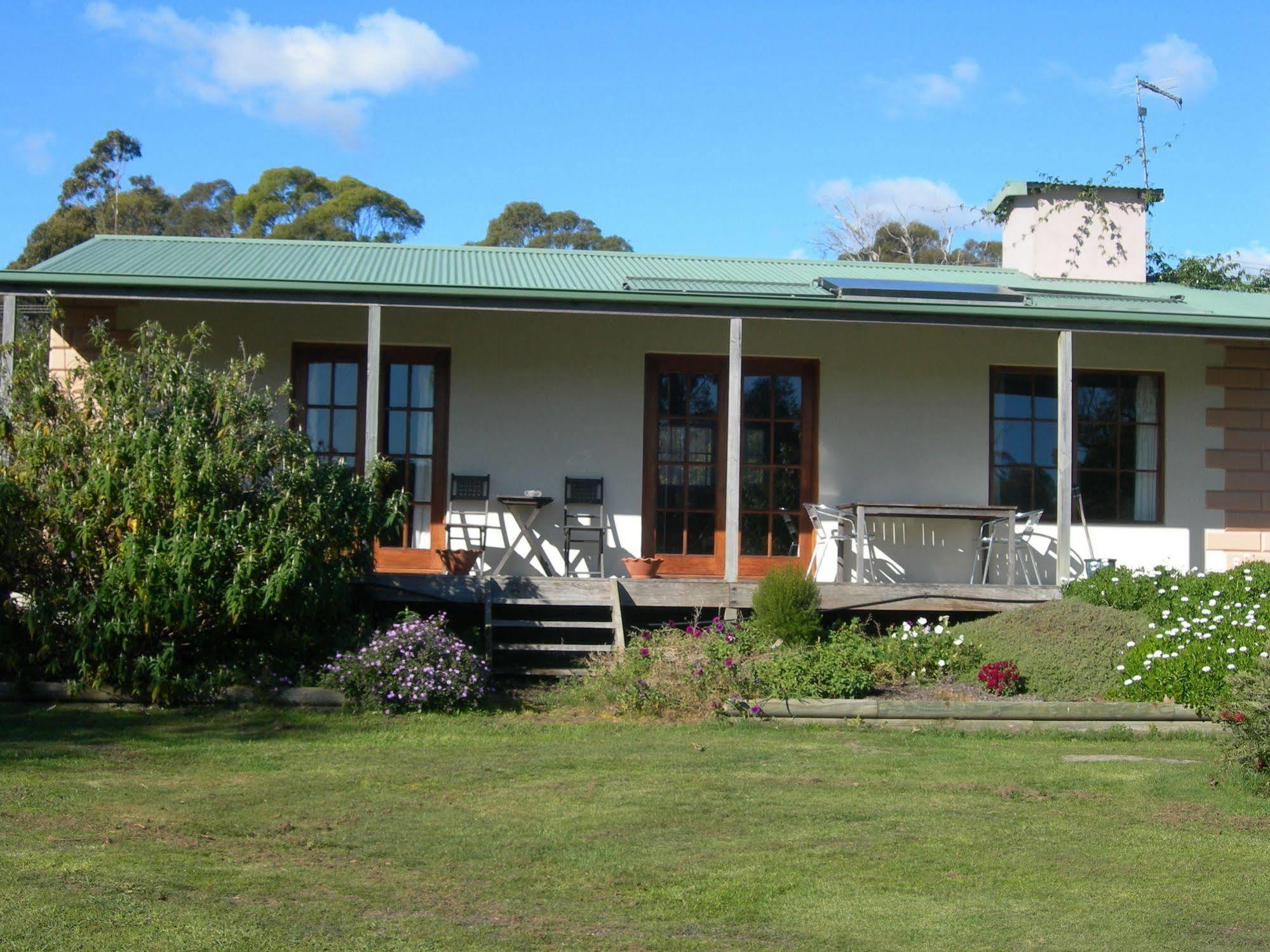 Villa Platypus Park Country Retreat Bridport Esterno foto