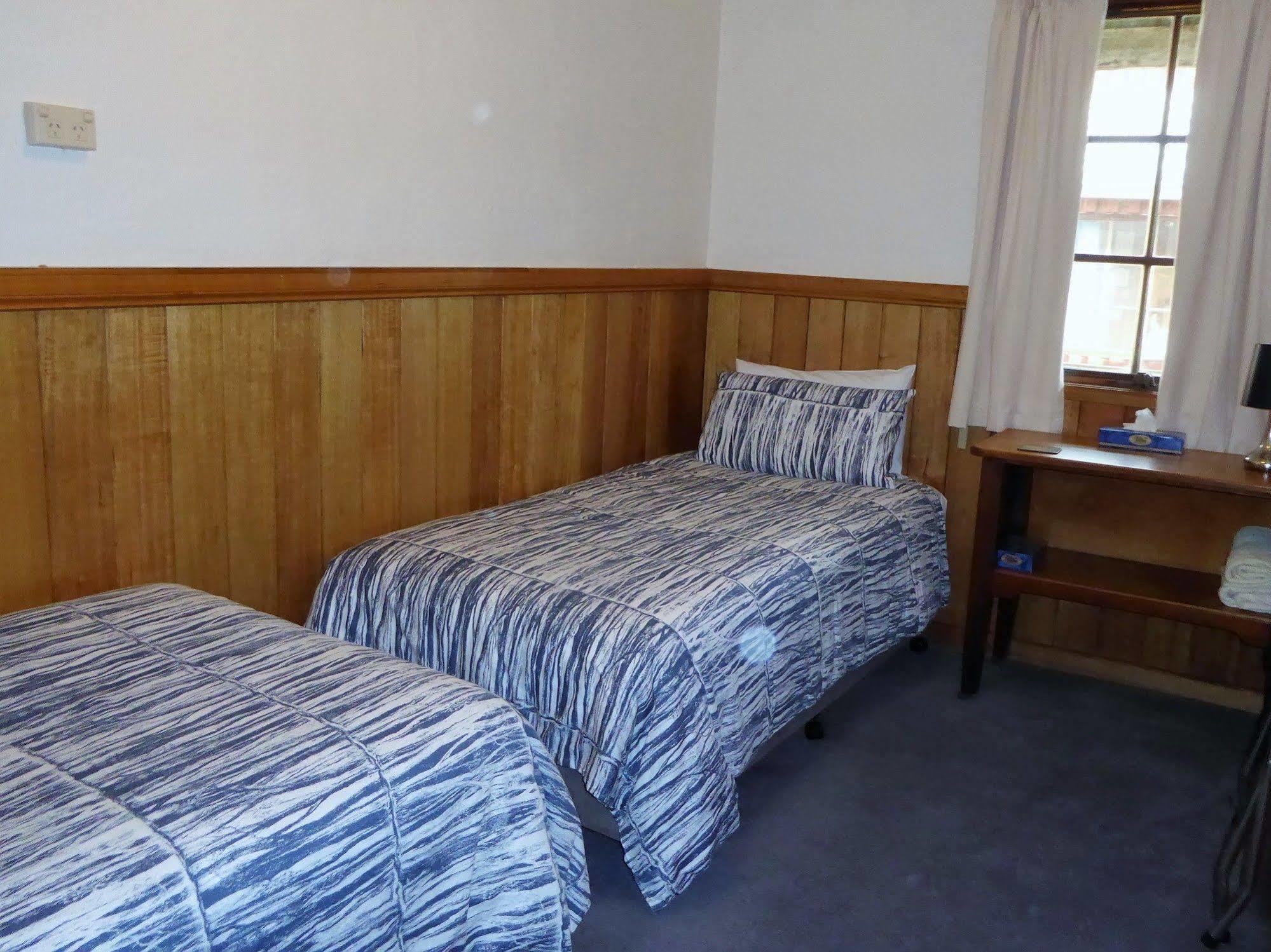 Villa Platypus Park Country Retreat Bridport Esterno foto